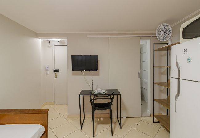 Apartamento em São Paulo - 03 Studio prox Expo, Berrini e Congonhas Apartamento em São Paulo - 03 Studio prox Expo, Berrini e Congonhas