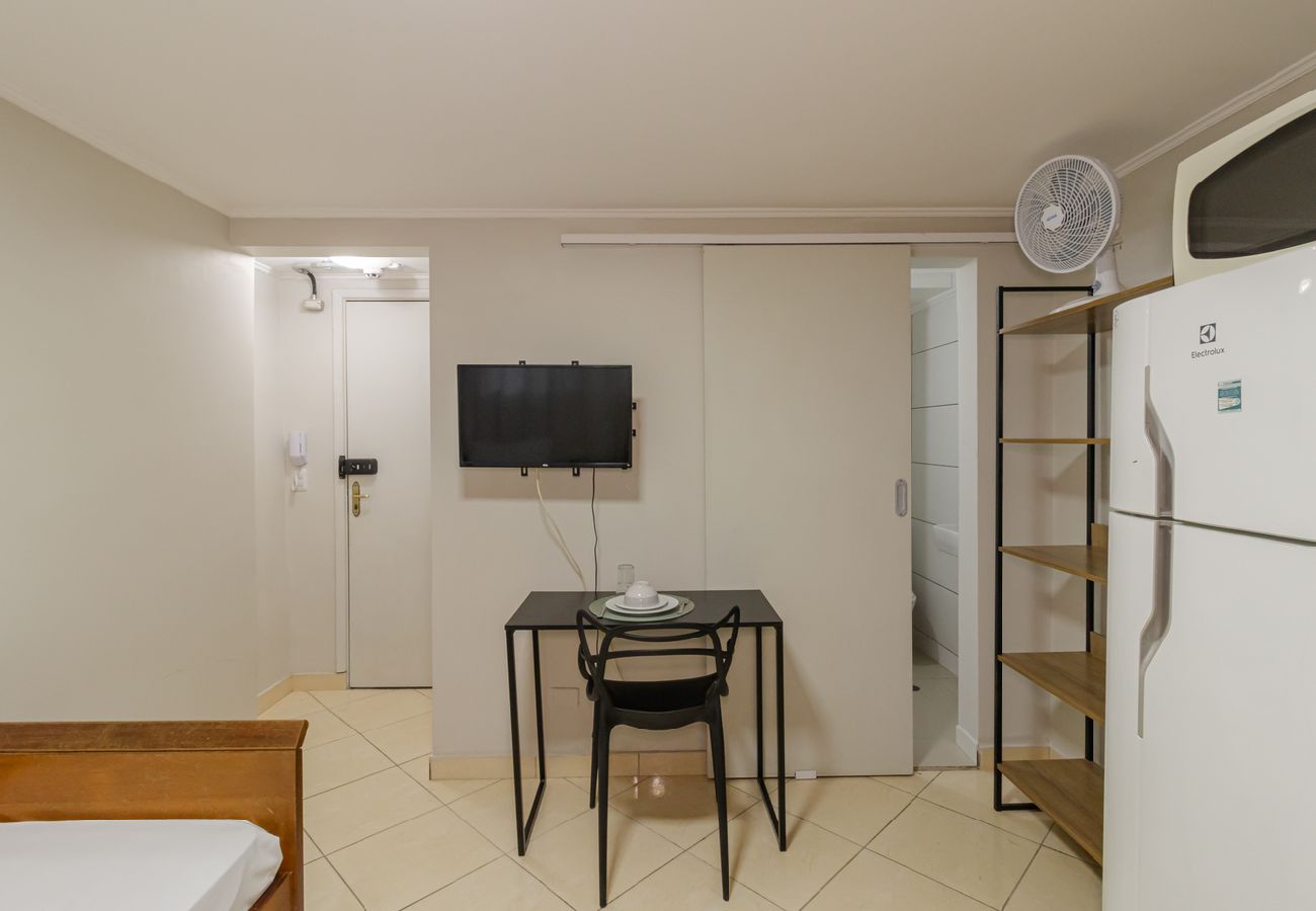 Apartamento em São Paulo - 03 Studio prox Expo, Berrini e Congonhas Apartamento em São Paulo - 03 Studio prox Expo, Berrini e Congonhas