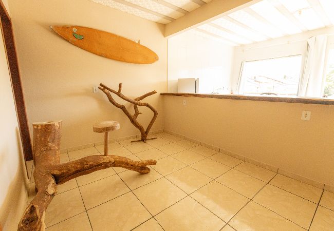 Apartamento em Angra dos Reis - Apto c/ Varanda,  Garagem e Vista das Montanhas Apartamento em Angra dos Reis - Apto c/ Varanda,  Garagem e Vista das Montanhas