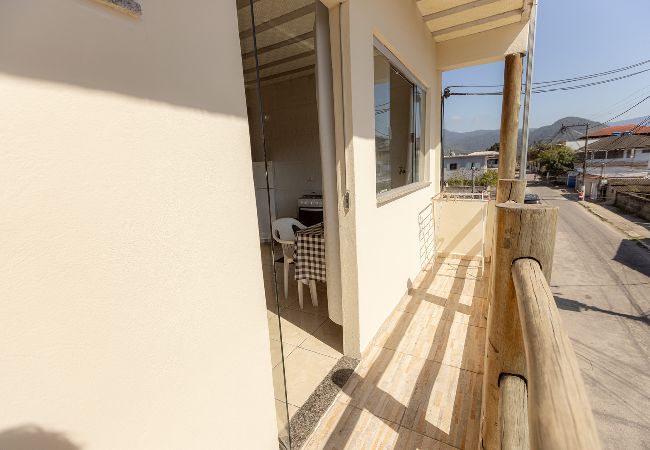 Apartamento em Angra dos Reis - Apto c/ Varanda,  Garagem e Vista das Montanhas Apartamento em Angra dos Reis - Apto c/ Varanda,  Garagem e Vista das Montanhas