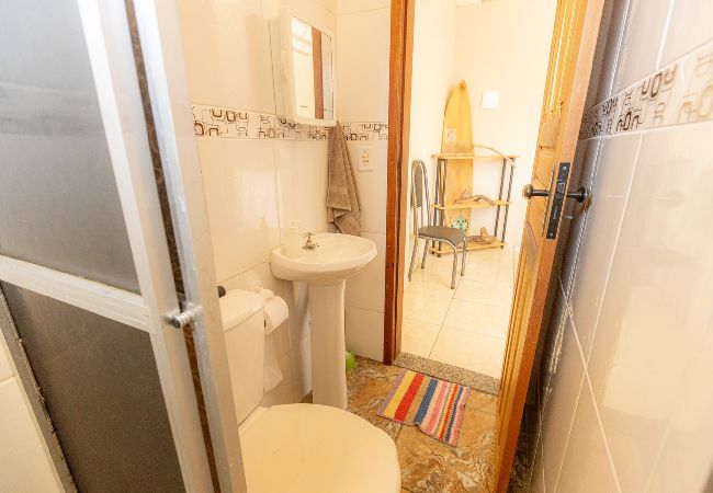 Apartamento em Angra dos Reis - Apto c/ Varanda,  Garagem e Vista das Montanhas Apartamento em Angra dos Reis - Apto c/ Varanda,  Garagem e Vista das Montanhas