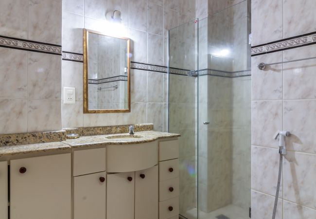 Apartamento em Rio de Janeiro - 5 minutos da praia de Copacabana | BI307 Apartamento em Rio de Janeiro - 5 minutos da praia de Copacabana | BI307