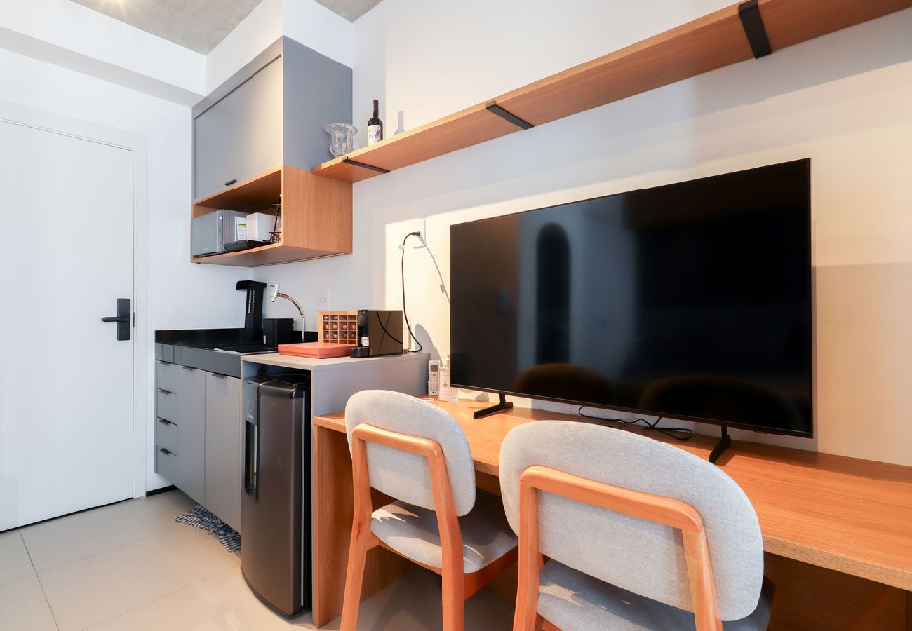 Apartamento em São Paulo - Flat moderno perto do metrô e do Parque Ibirapuera Apartamento em São Paulo - Flat moderno perto do metrô e do Parque Ibirapuera