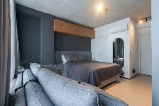 Apartamento em São Paulo - Flat moderno perto do metrô e do Parque Ibirapuera Apartamento em São Paulo - Flat moderno perto do metrô e do Parque Ibirapuera