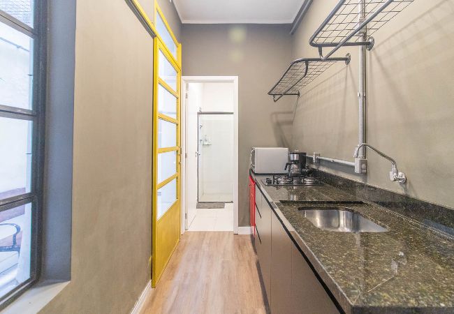Apartamento em Porto Alegre - Loft c Ar-condicionado e Smart Lock - Cidade Baixa Apartamento em Porto Alegre - Loft c Ar-condicionado e Smart Lock - Cidade Baixa
