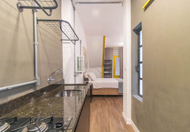 Apartamento em Porto Alegre - Loft c Ar-condicionado e Smart Lock - Cidade Baixa Apartamento em Porto Alegre - Loft c Ar-condicionado e Smart Lock - Cidade Baixa