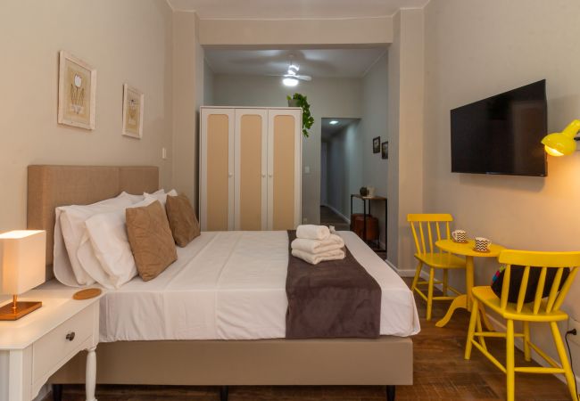 Estúdio em Rio de Janeiro - 3 minutos da Praia de Copacabana | NSC220  Estúdio em Rio de Janeiro - 3 minutos da Praia de Copacabana | NSC220