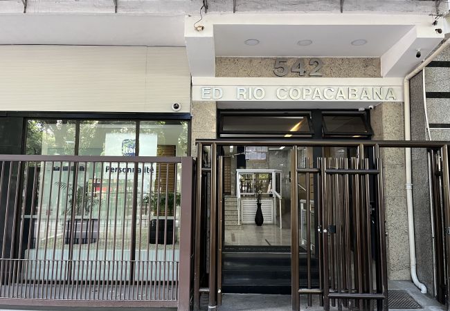 Apartamento em Rio de Janeiro - 5 minutos da Praia de Copacabana | NSC304 Apartamento em Rio de Janeiro - 5 minutos da Praia de Copacabana | NSC304