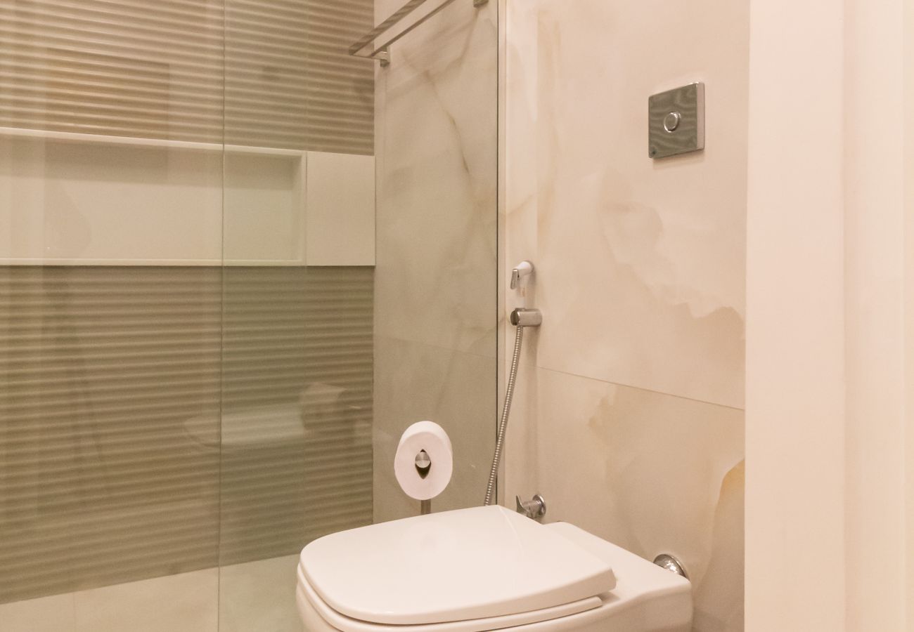 Apartamento em Rio de Janeiro - Loft com janela acústica a 5 minutos caminhando até a praia | NSC304 Apartamento em Rio de Janeiro - Loft com janela acústica a 5 minutos caminhando até a praia | NSC304