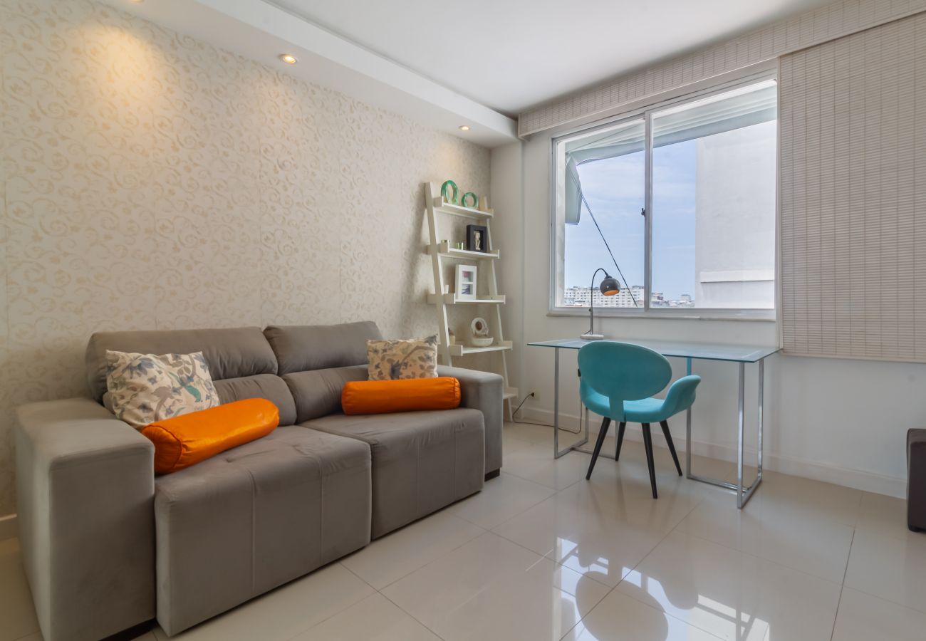 Apartamento em Rio de Janeiro - Charme em Copacabana | STC1002