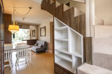 Apartamento em Gramado - Ap acolhedor na esq do Lago Joaquina (2 suites)