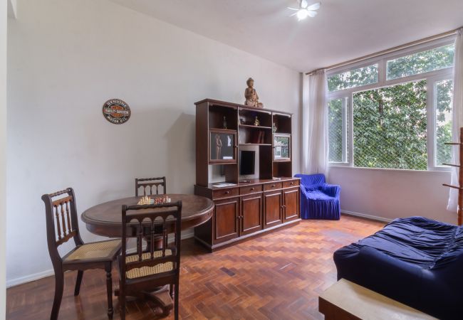 Apartamento em Rio de Janeiro - 4min da Praia de Ipanema | VP303