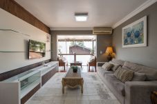 Apartamento em Gramado - Disfrute o centro sem carro! 4 quartos a 60m da Rua Coberta! 