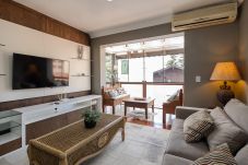 Apartamento em Gramado - Disfrute o centro sem carro! 4 quartos a 60m da Rua Coberta! 