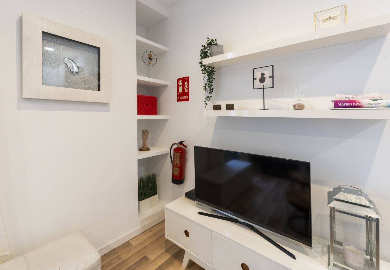 Apartment in Madrid - Modern Madrid Downtown Puerta Del Sol M (PRE4B) Apartment in Madrid - Modern Madrid Downtown Puerta Del Sol M (PRE4B)