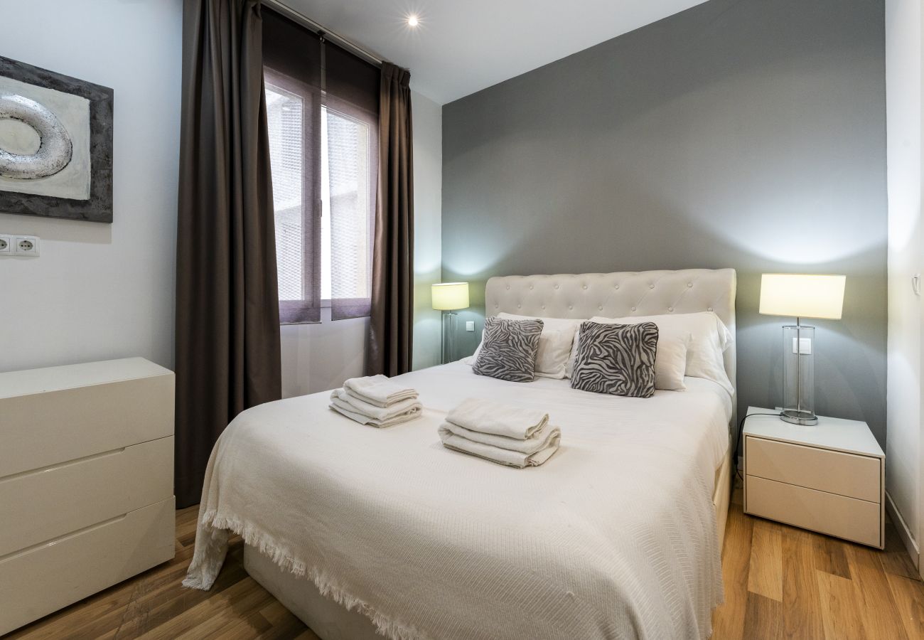 Apartment in Madrid - Modern Madrid Downtown Puerta Del Sol M (PRE4B) Apartment in Madrid - Modern Madrid Downtown Puerta Del Sol M (PRE4B)