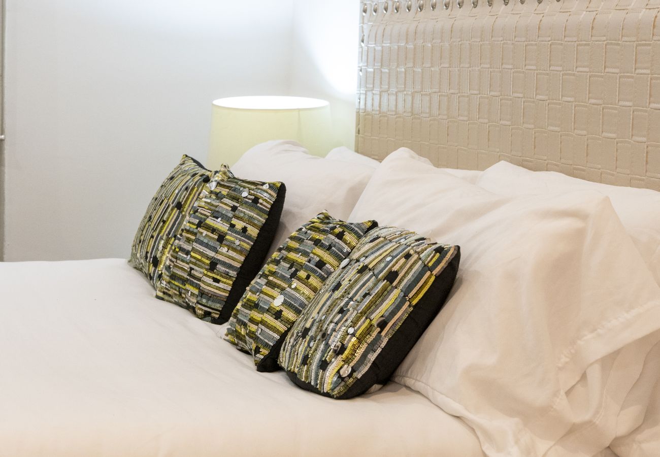 Apartment in Madrid - Apartment Madrid Downtown Puerta del Sol M (PRE2A) Apartment in Madrid - Apartment Madrid Downtown Puerta del Sol M (PRE2A)