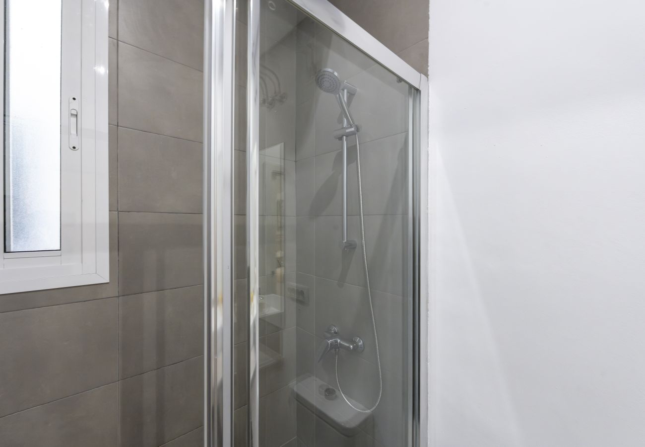 Apartment in Madrid - Apartment Madrid Downtown Puerta del Sol M (PRE2A) Apartment in Madrid - Apartment Madrid Downtown Puerta del Sol M (PRE2A)