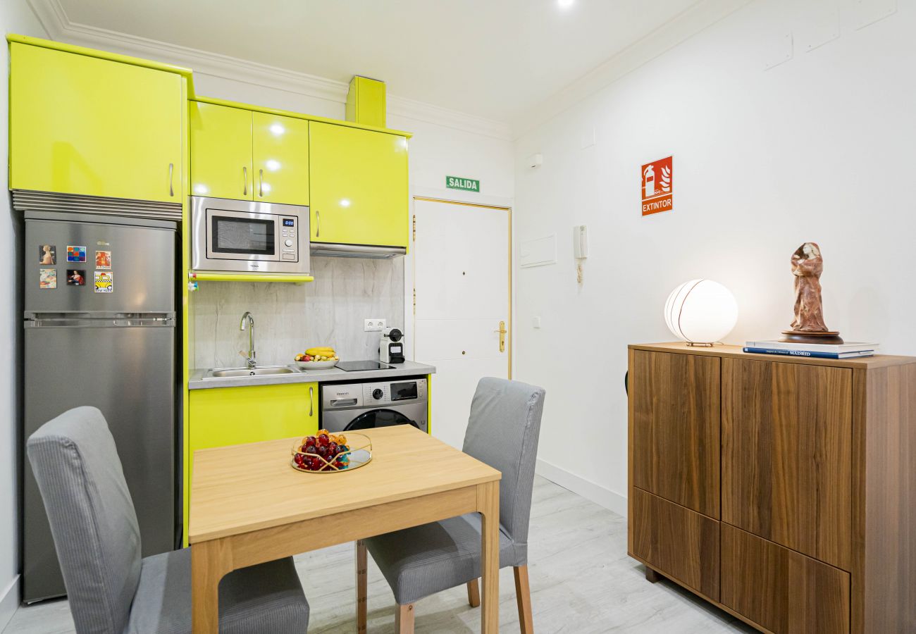 Apartment in Madrid - CUTE Apartment Downtown Madrid Centro Bilbao M (EGU4) Apartment in Madrid - CUTE Apartment Downtown Madrid Centro Bilbao M (EGU4)