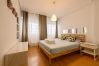 Apartment in Madrid - Downtown Madrid North Barrio del Pilar. Tempory Apartment in Madrid - Downtown Madrid North Barrio del Pilar. Tempory