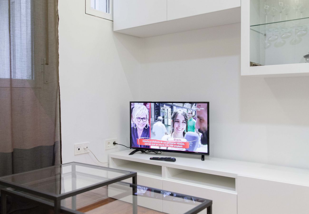 Studio in Madrid - Studio Madrid Downtown Malasaña  Studio in Madrid - Studio Madrid Downtown Malasaña