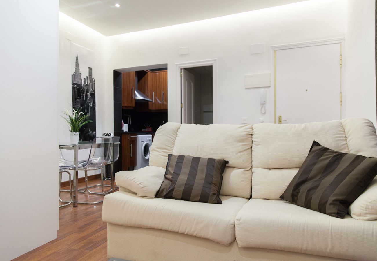 Studio in Madrid - Studio Madrid Downtown Malasaña  Studio in Madrid - Studio Madrid Downtown Malasaña