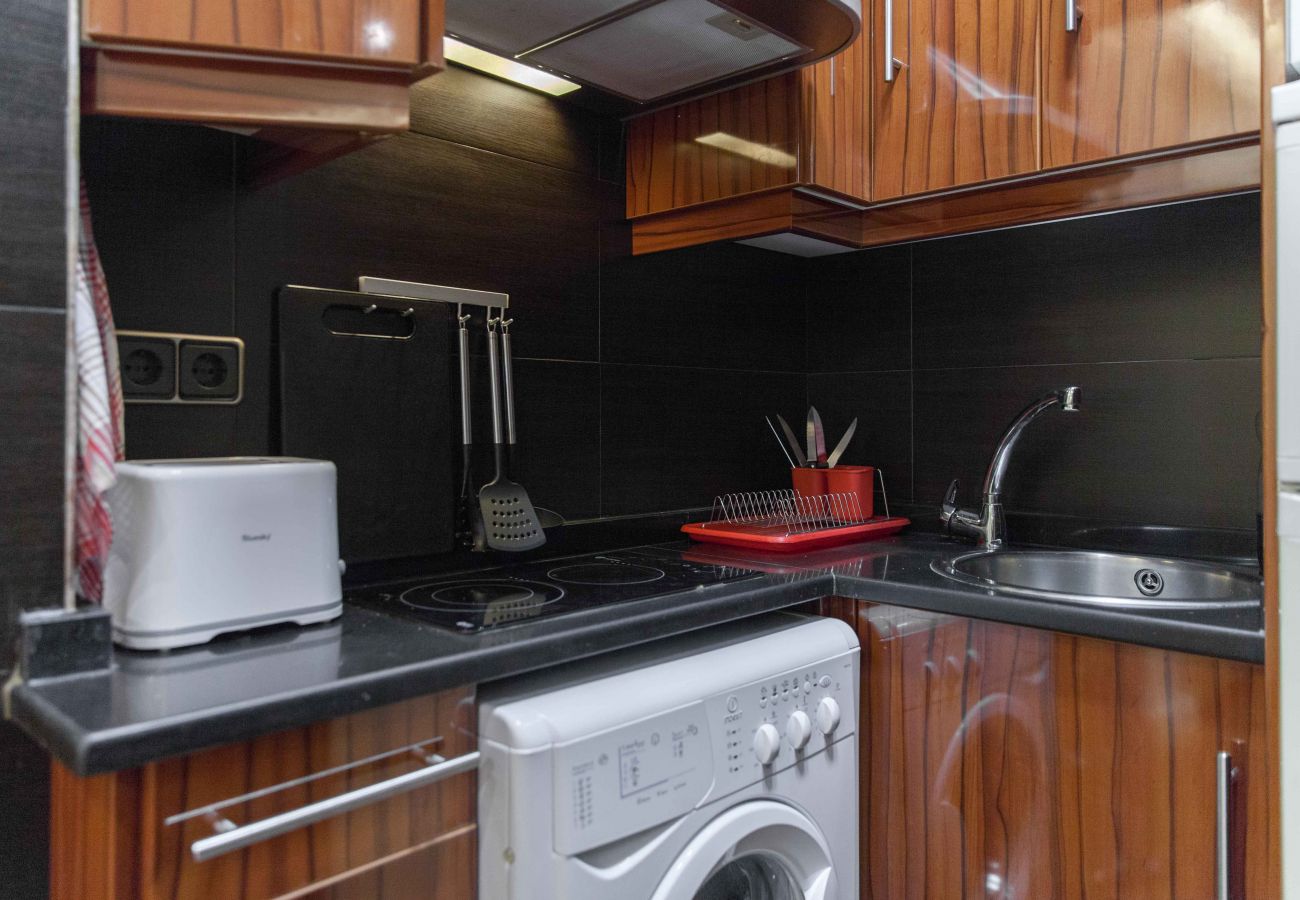 Studio in Madrid - Studio Madrid Downtown Malasaña  Studio in Madrid - Studio Madrid Downtown Malasaña