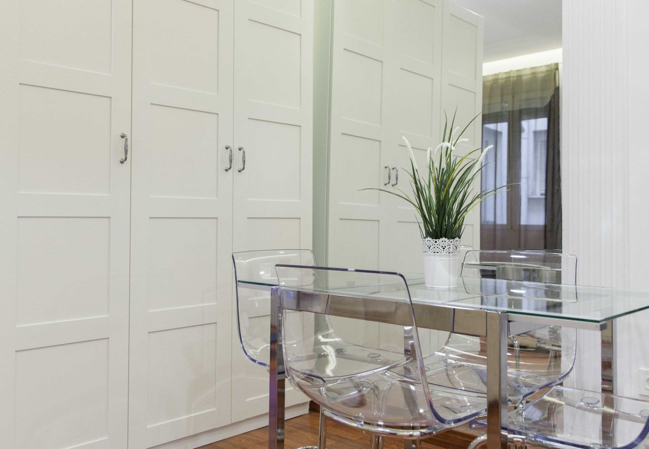 Studio in Madrid - Studio Madrid Downtown Malasaña  Studio in Madrid - Studio Madrid Downtown Malasaña