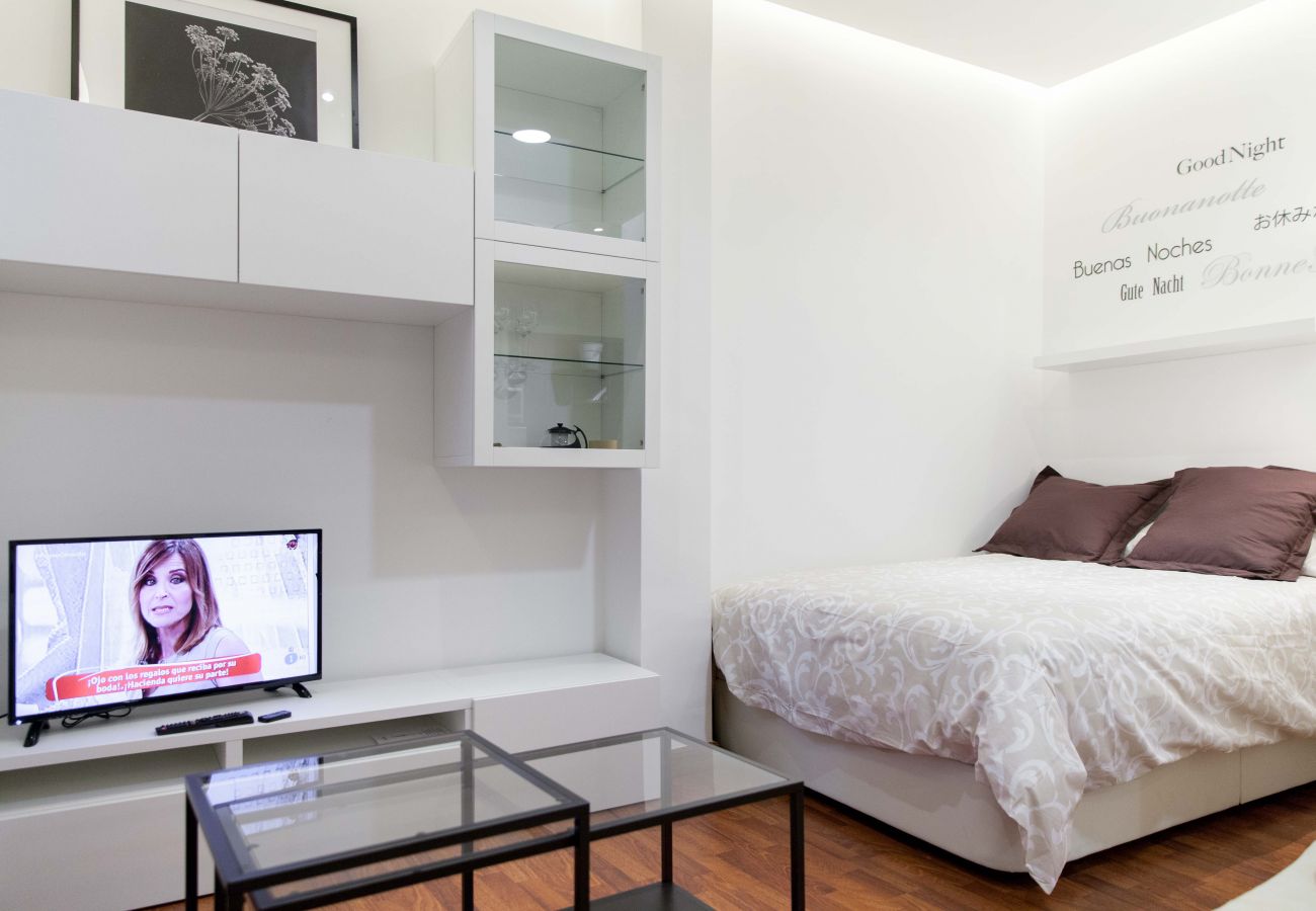 Studio in Madrid - Studio Madrid Downtown Malasaña 