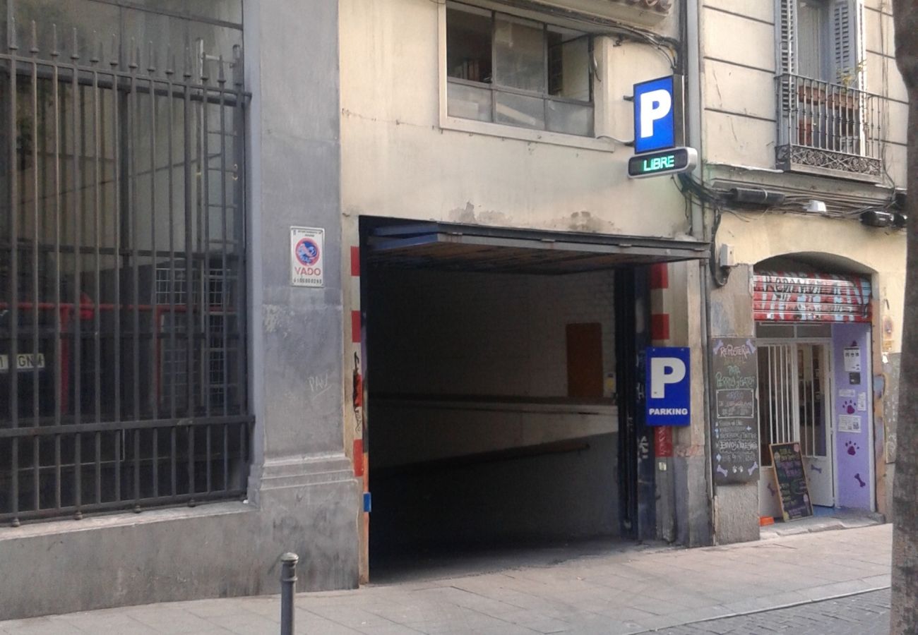 Studio in Madrid - Studio Madrid Downtown Malasaña  Studio in Madrid - Studio Madrid Downtown Malasaña