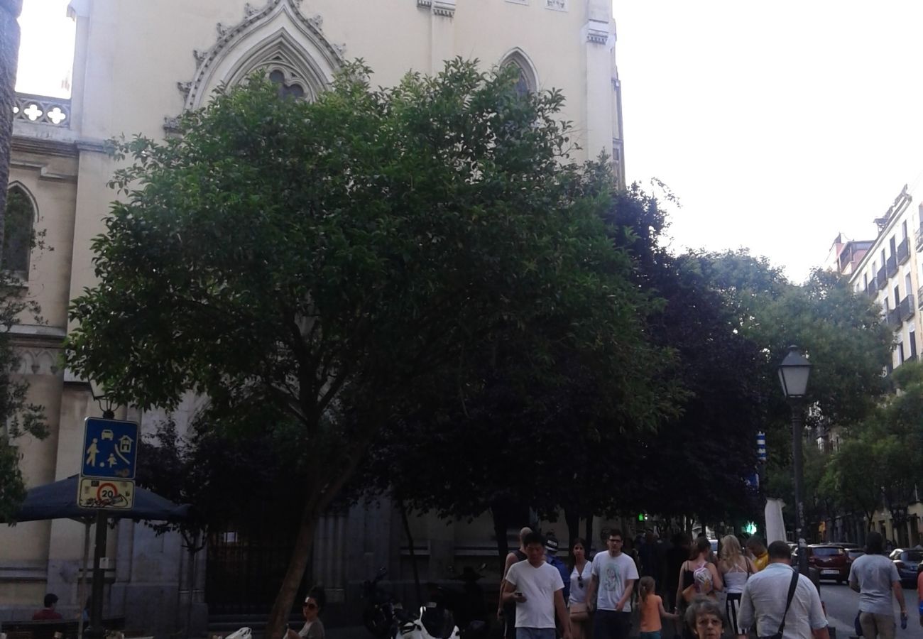 Studio in Madrid - Studio Madrid Downtown Malasaña  Studio in Madrid - Studio Madrid Downtown Malasaña