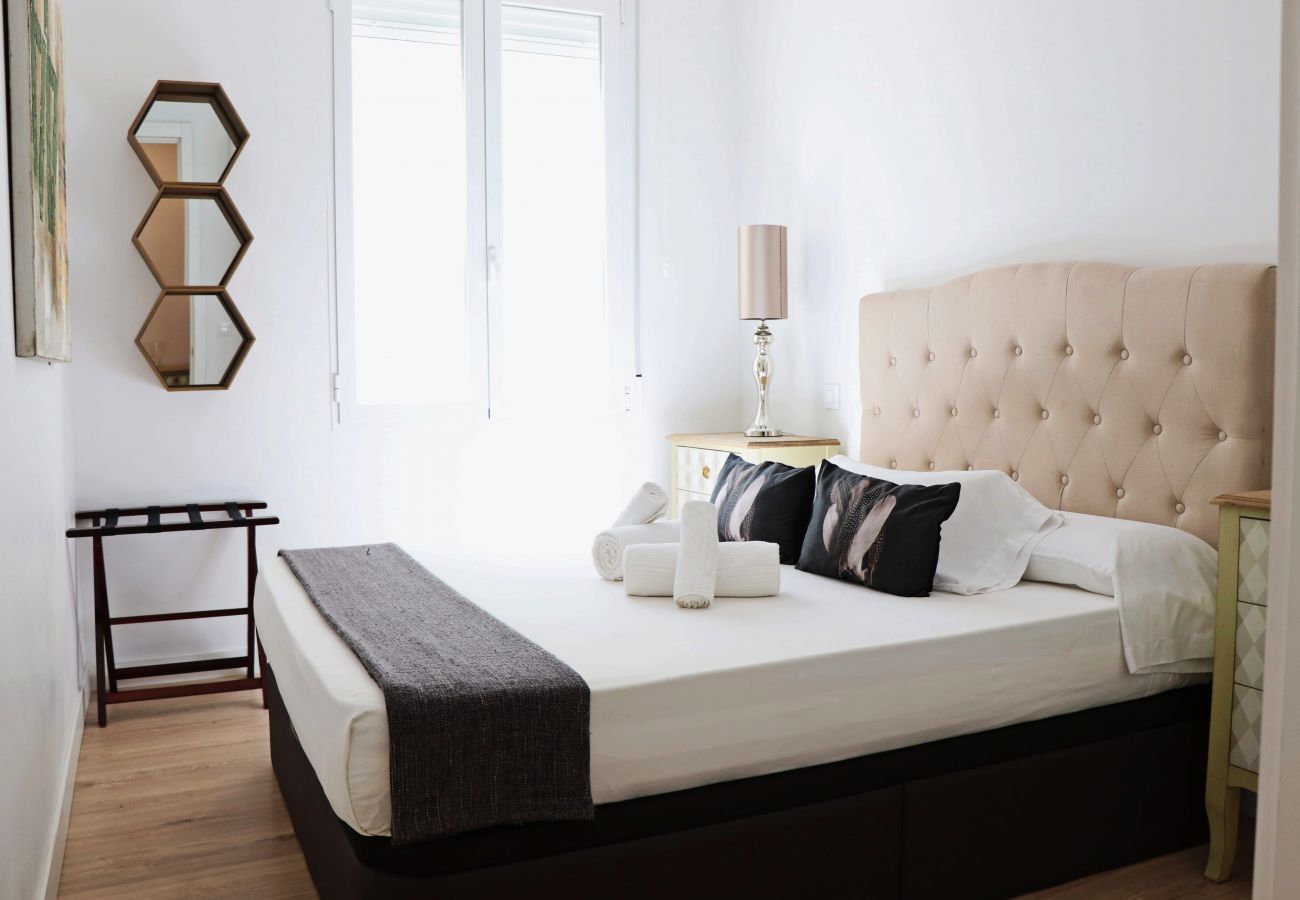 Apartment in Madrid - Apartment Madrid Downtown Puerta del Sol M (PRE3A) Apartment in Madrid - Apartment Madrid Downtown Puerta del Sol M (PRE3A)