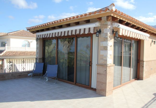 Villa in Adeje - Serenity by the Green Villa in Adeje - Serenity by the Green