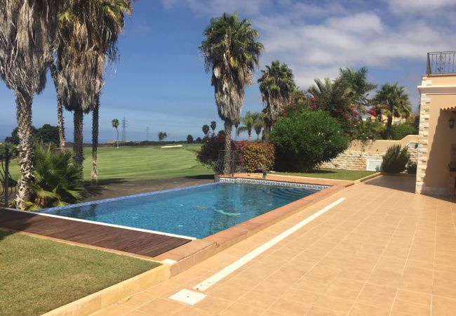 Villa in Adeje - Serenity by the Green Villa in Adeje - Serenity by the Green