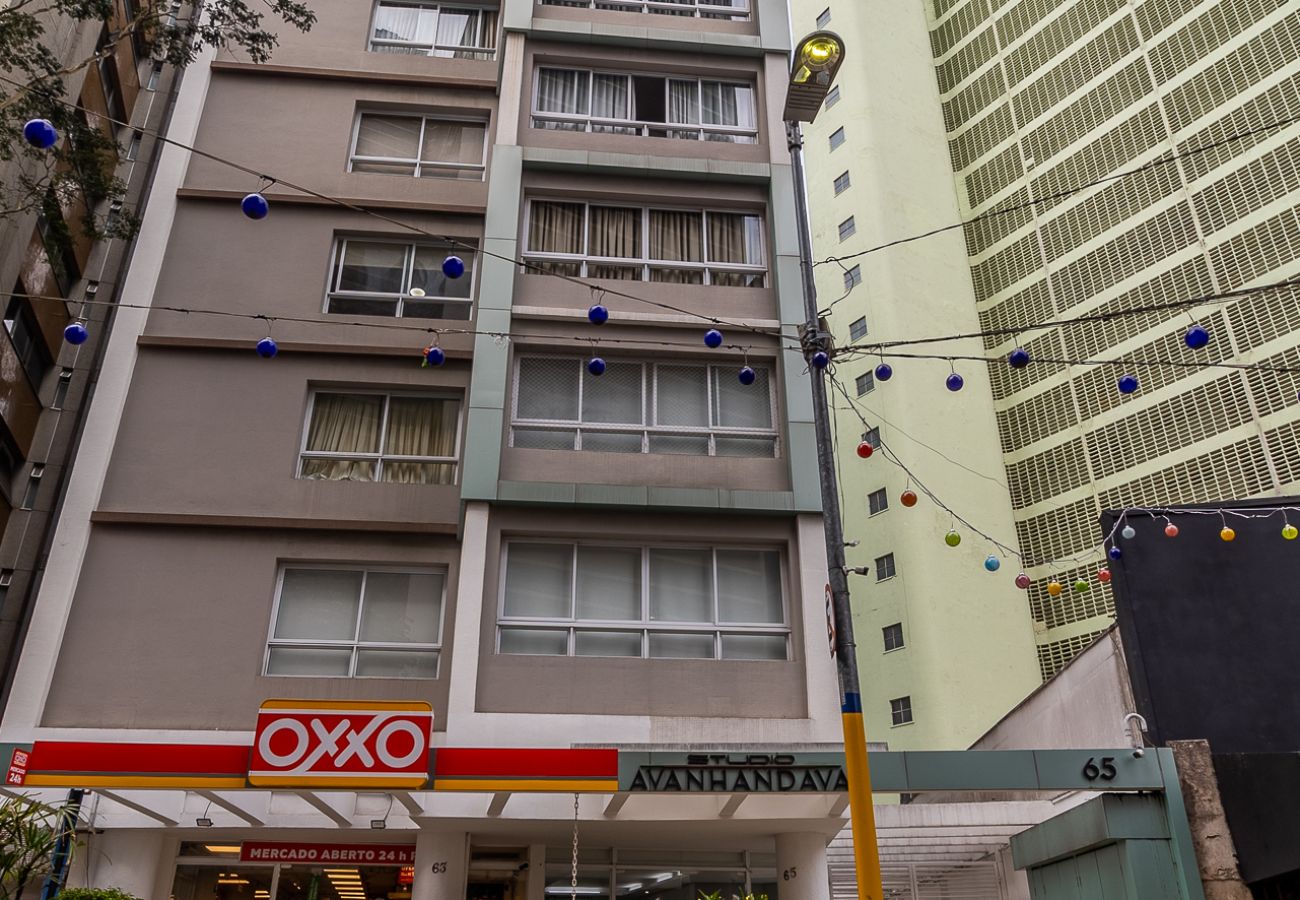 Studio in São Paulo - AV703 - Charming and fully equipped studio in Avanhandava Street Studio in São Paulo - AV703 - Charming and fully equipped studio in Avanhandava Street