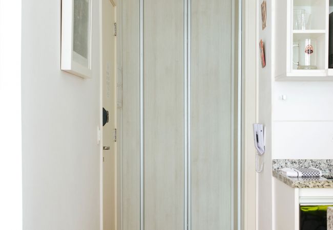 Studio in São Paulo - AV504 - Design Studio in Avanhandava Street Studio in São Paulo - AV504 - Design Studio in Avanhandava Street