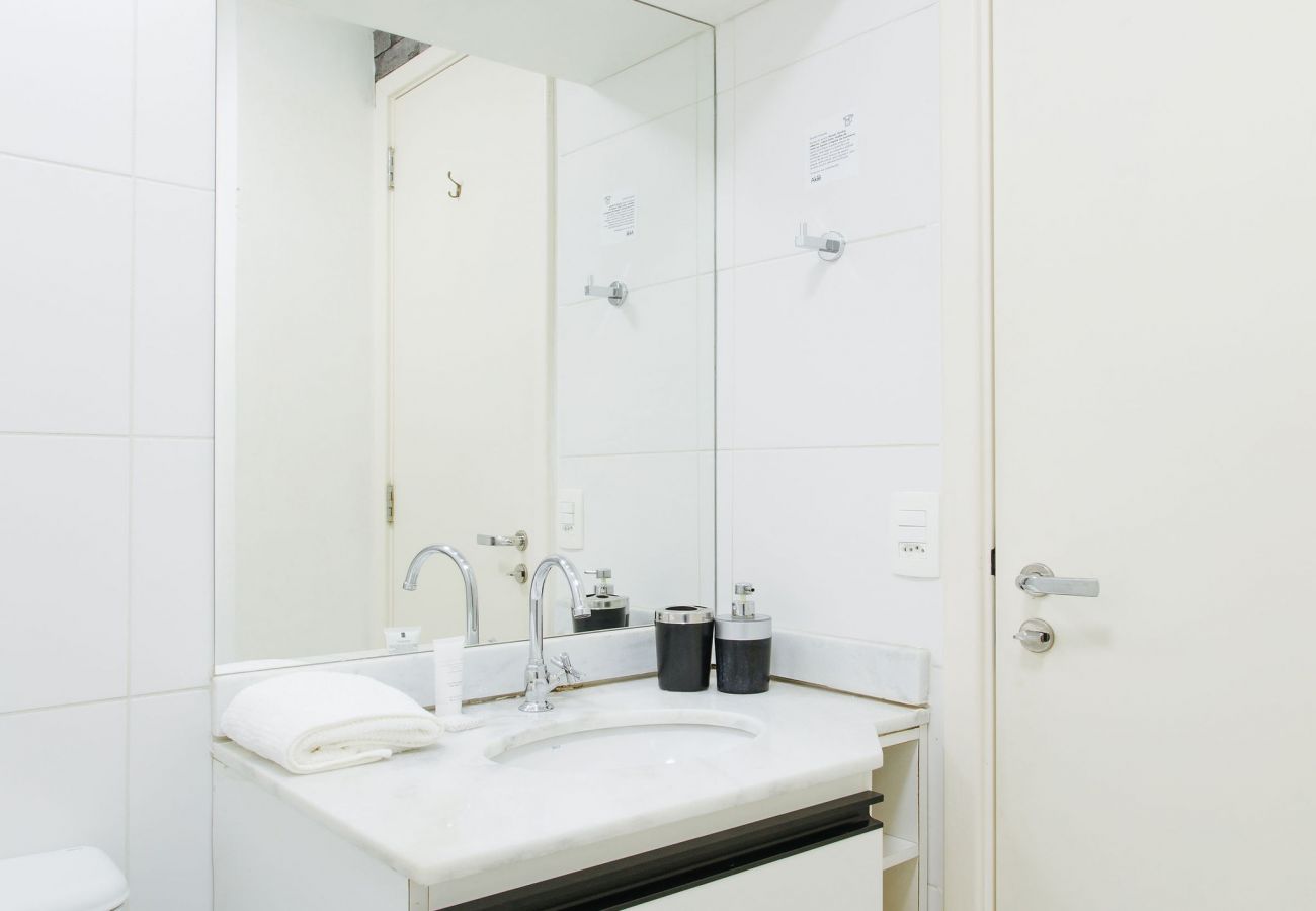 Studio in São Paulo - AV504 - Design Studio in Avanhandava Street Studio in São Paulo - AV504 - Design Studio in Avanhandava Street