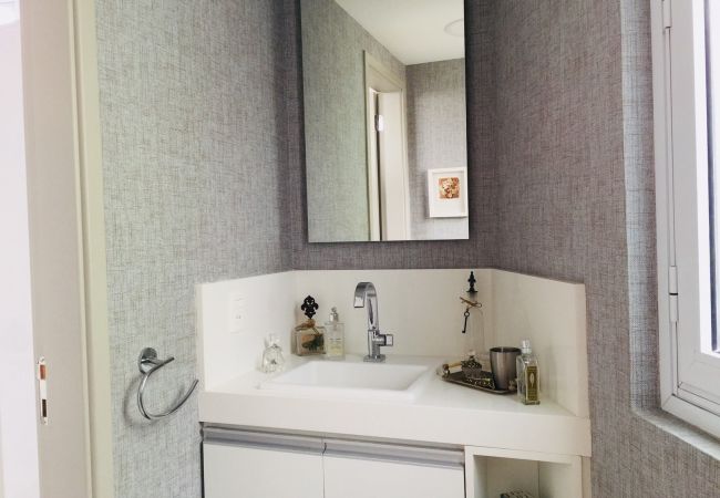 Studio in São Paulo - AV806 - Executive suite with lots of charm Studio in São Paulo - AV806 - Executive suite with lots of charm