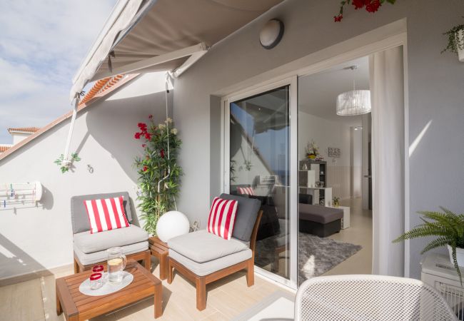 Apartment in Bajamar - HomeForGuest BEAUTIFUL APARTMENT, SEA VIEWS, BBQ, GYM Apartment in Bajamar - HomeForGuest BEAUTIFUL APARTMENT, SEA VIEWS, BBQ, GYM