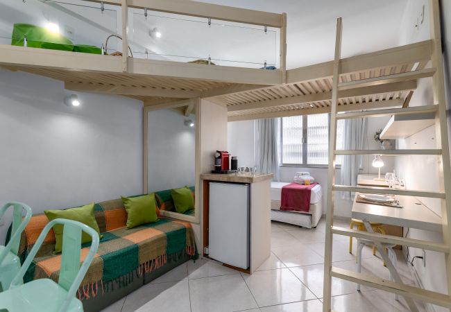 Studio in Rio de Janeiro - 1 minute from Copacabana beach | A923 Studio in Rio de Janeiro - 1 minute from Copacabana beach | A923