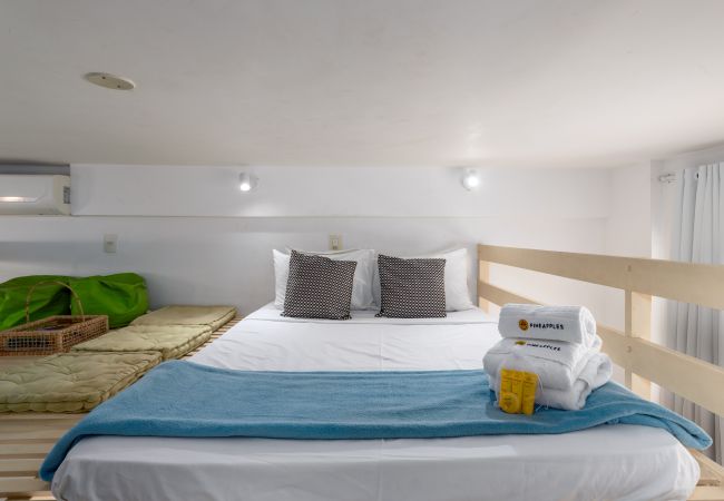 Studio in Rio de Janeiro - 1 minute from Copacabana beach | A923 Studio in Rio de Janeiro - 1 minute from Copacabana beach | A923