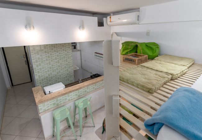 Studio in Rio de Janeiro - 1 minute from Copacabana beach | A923 Studio in Rio de Janeiro - 1 minute from Copacabana beach | A923