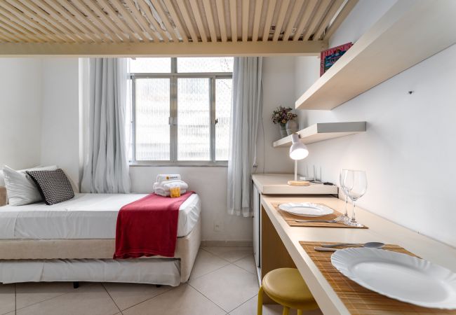 Studio in Rio de Janeiro - 1 minute from Copacabana beach | A923 Studio in Rio de Janeiro - 1 minute from Copacabana beach | A923
