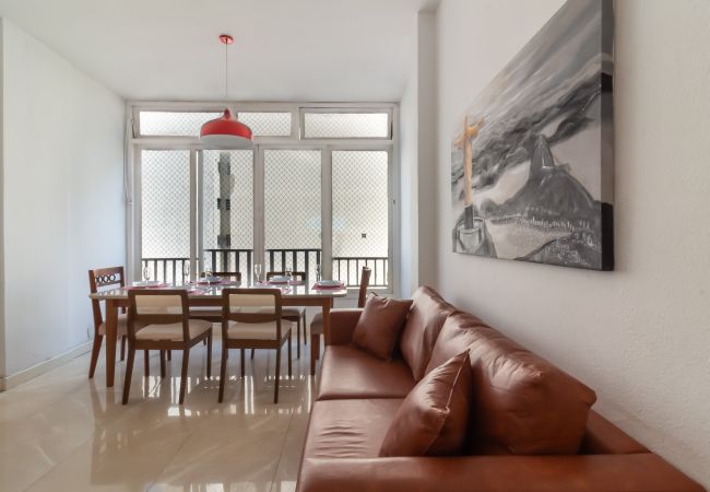 Apartment in Rio de Janeiro - Flat in Copacabana 4 minutes from the beach | SF704  Apartment in Rio de Janeiro - Flat in Copacabana 4 minutes from the beach | SF704