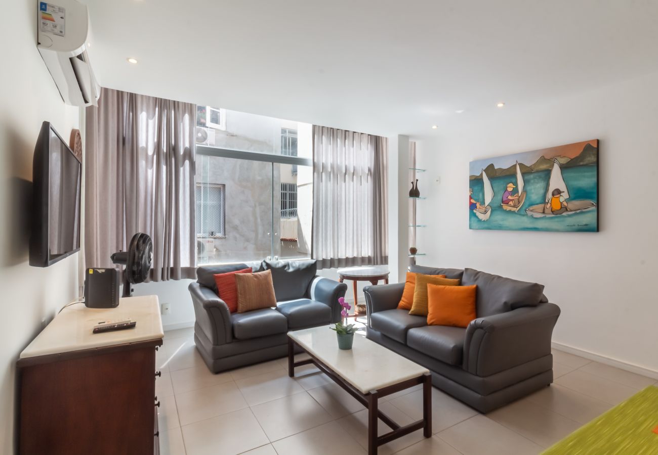 Apartment in Rio de Janeiro - 7 minutes from Ipanema beach | BT201