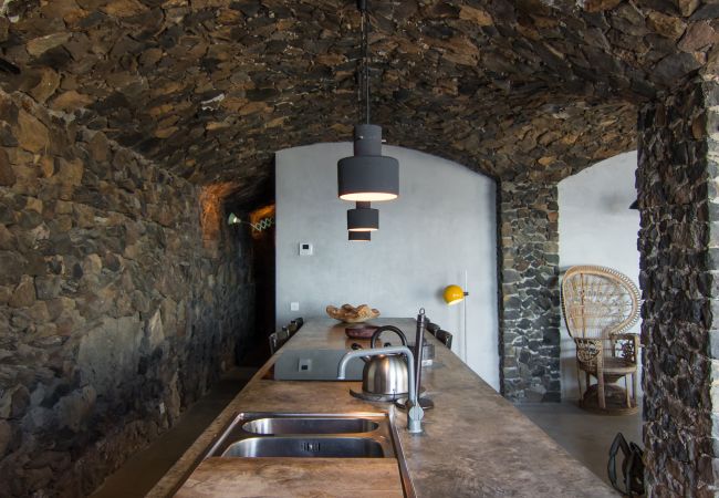 Apartment in Arico - HomeForGuest NextDoor Oasis: ocean front, terrace, natural pool- HomeForGuest Apartment in Arico - HomeForGuest NextDoor Oasis: ocean front, terrace, natural pool- HomeForGuest