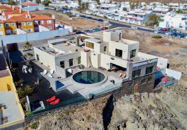 Villa in Arico - Oceanum Privé Maison de Mer Villa in Arico - Oceanum Privé Maison de Mer