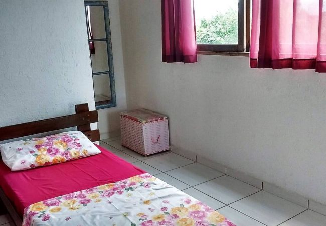 Rent by room in Caraguatatuba - Suíte 2 com piscina e wi-fi em Caraguatatuba Rent by room in Caraguatatuba - Suíte 2 com piscina e wi-fi em Caraguatatuba