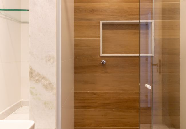 Apartment in Rio de Janeiro - 10 minutes from Ipanema beach | AC402 Apartment in Rio de Janeiro - 10 minutes from Ipanema beach | AC402