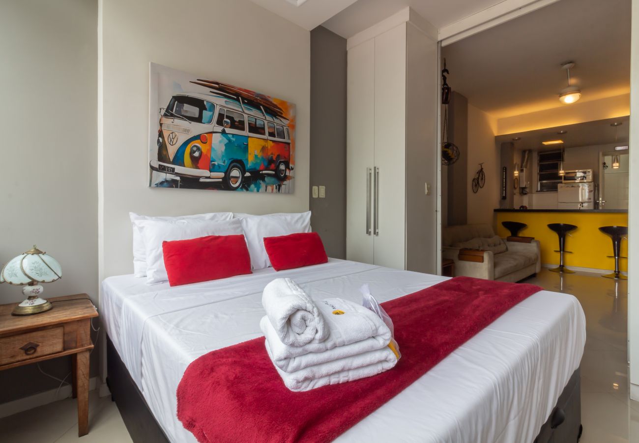 Apartment in Rio de Janeiro - 400 meters from Leme beach | PI401 Apartment in Rio de Janeiro - 400 meters from Leme beach | PI401